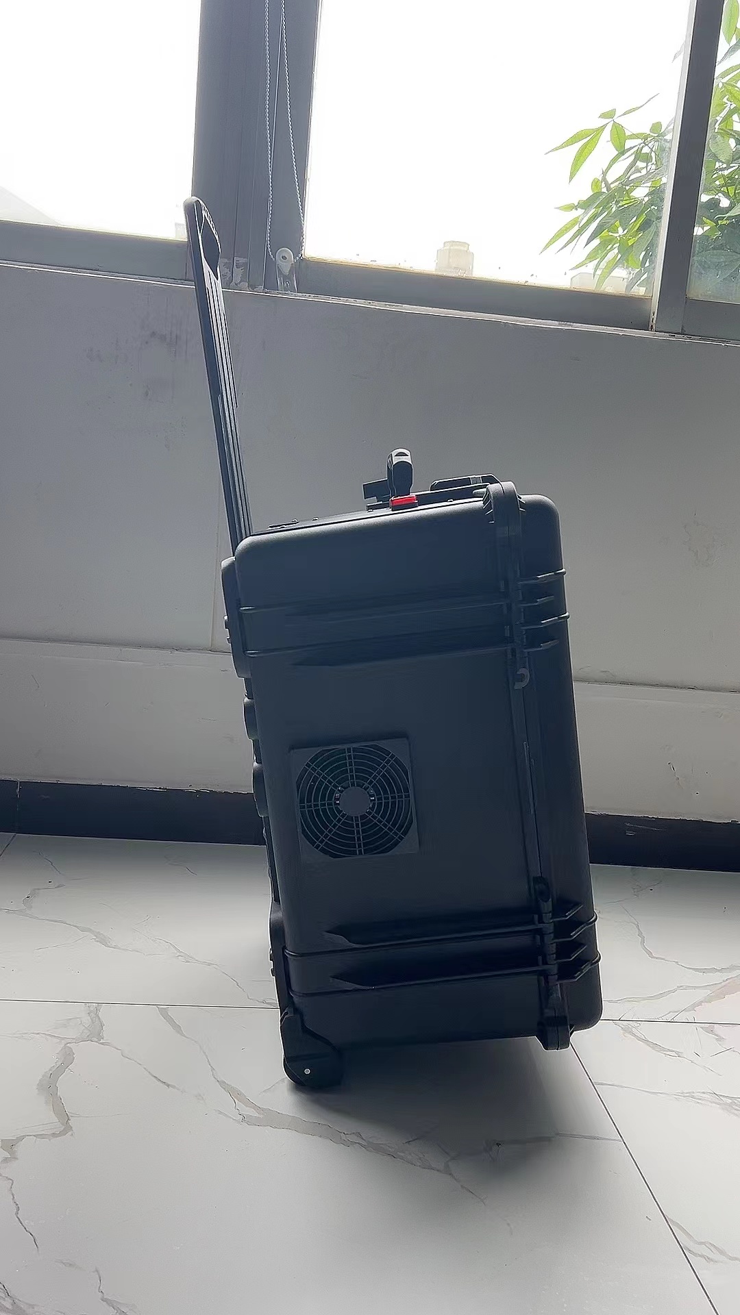 丘北手拉箱型移动通信干扰器